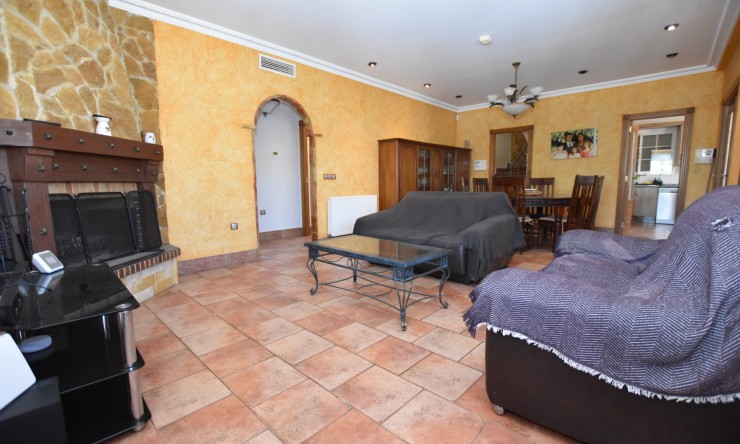 Re-Sale - Detached Villa - La Marina - La Escuera