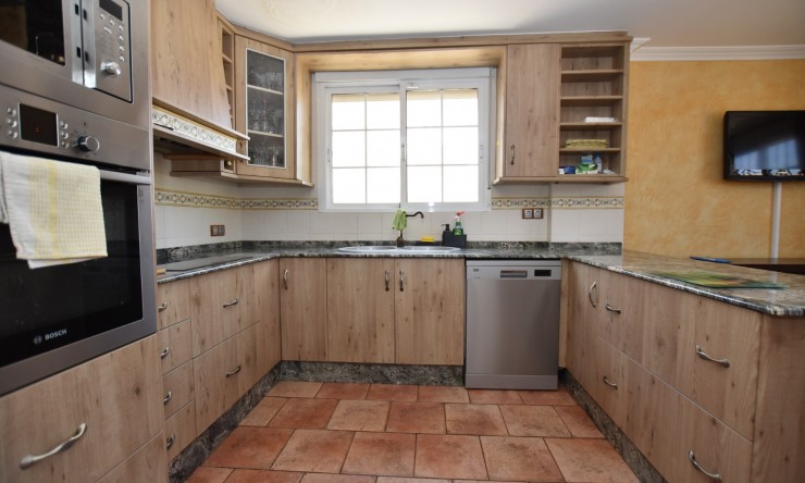 Re-Sale - Detached Villa - La Marina - La Escuera