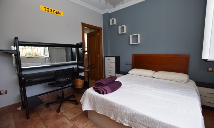 Re-Sale - Detached Villa - La Marina - La Escuera