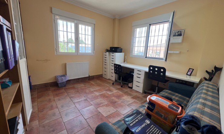 Re-Sale - Detached Villa - La Marina - La Escuera