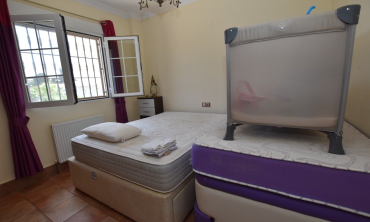 Re-Sale - Detached Villa - La Marina - La Escuera