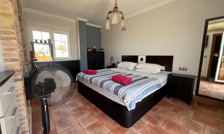 Re-Sale - Detached Villa - La Marina - La Escuera