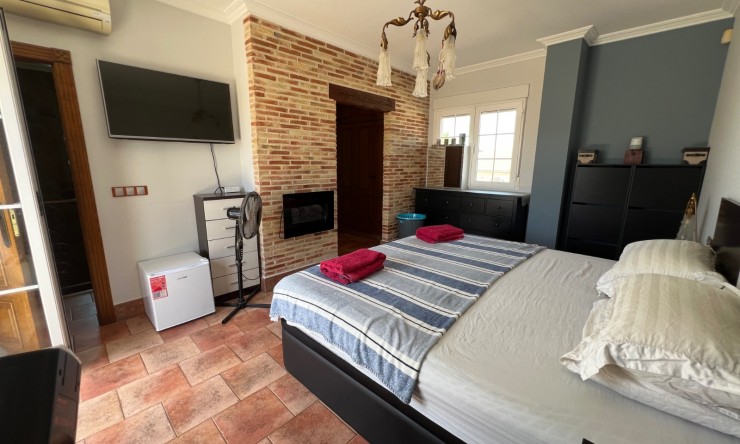 Re-Sale - Detached Villa - La Marina - La Escuera