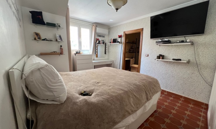 Re-Sale - Detached Villa - La Marina - La Escuera