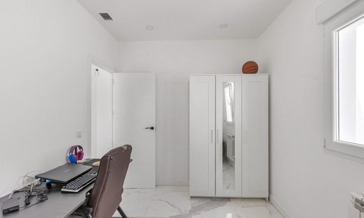 La Revente - Villa - Orihuela Costa - Los Balcones