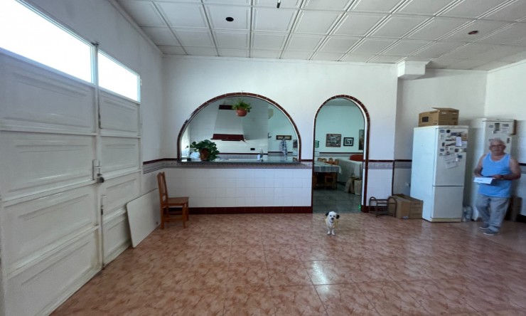 Videresalg - Frittliggende Villa - San Miguel de Salinas - pueblo