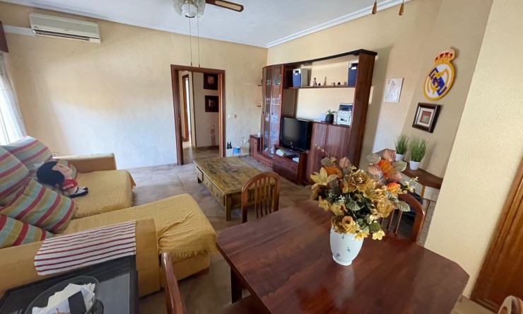 Videresalg - Frittliggende Villa - San Miguel de Salinas - pueblo