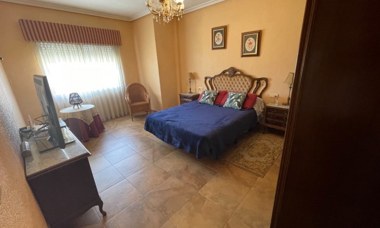 Videresalg - Frittliggende Villa - San Miguel de Salinas - pueblo