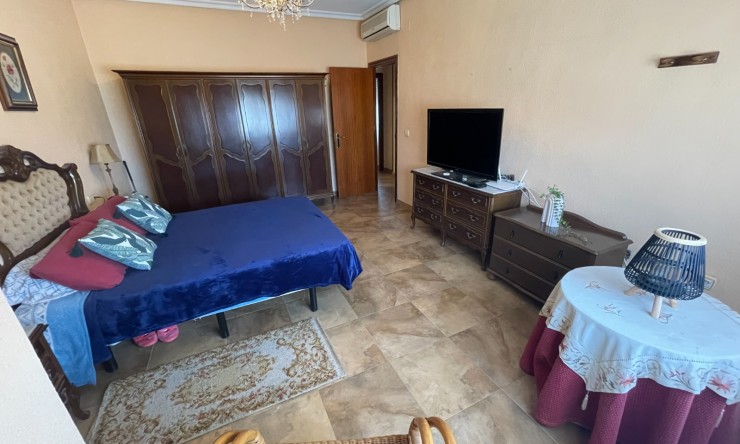 Videresalg - Frittliggende Villa - San Miguel de Salinas - pueblo
