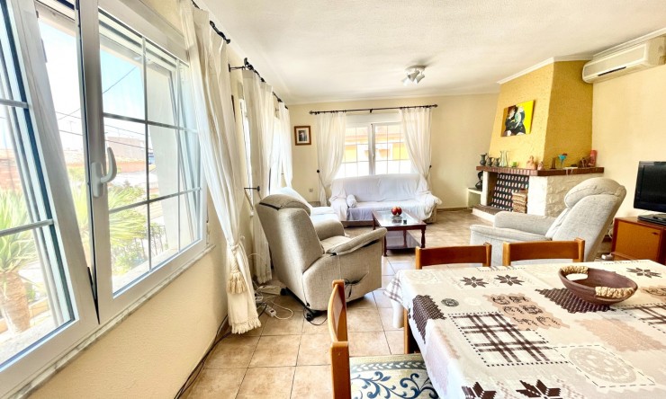 Re-Sale - Detached Villa - Benijofar - pueblo