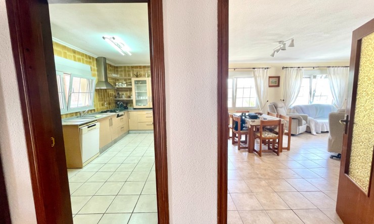Re-Sale - Detached Villa - Benijofar - pueblo