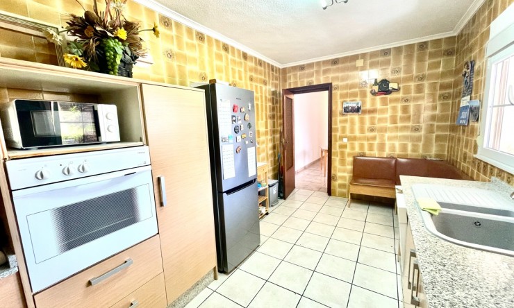 Re-Sale - Detached Villa - Benijofar - pueblo