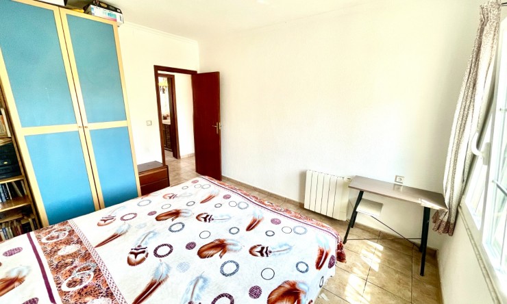 Re-Sale - Detached Villa - Benijofar - pueblo