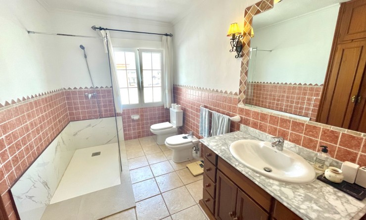 Re-Sale - Detached Villa - Benijofar - pueblo