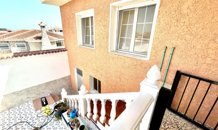 Re-Sale - Detached Villa - Benijofar - pueblo