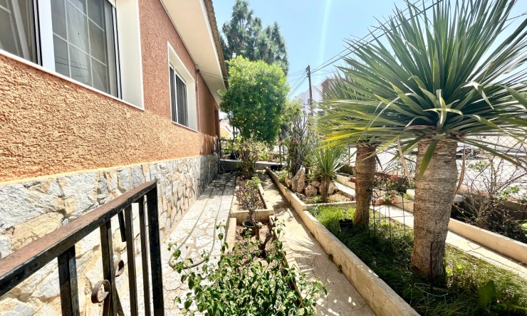 Re-Sale - Detached Villa - Benijofar - pueblo