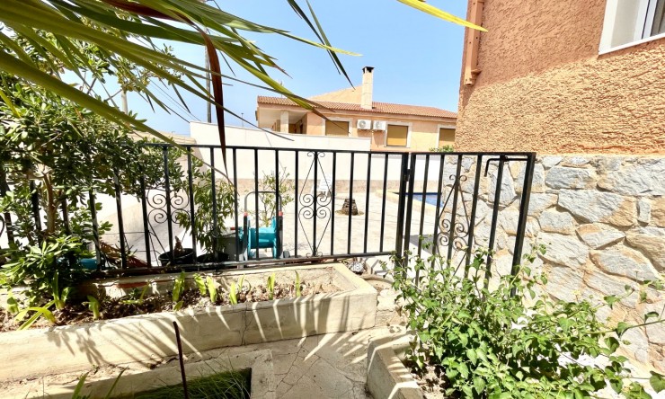 Re-Sale - Detached Villa - Benijofar - pueblo