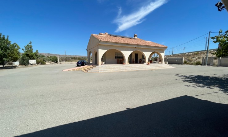 Re-Sale - Country Property - Crevillente - Crevillente - Country