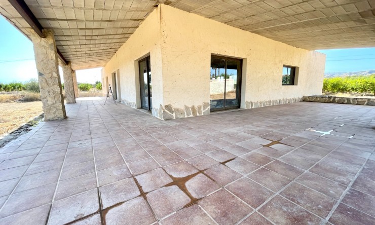 Videresalg - Land Eiendom - Elche - Matola