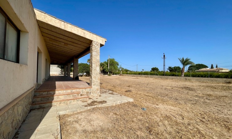 Videresalg - Land Eiendom - Elche - Matola
