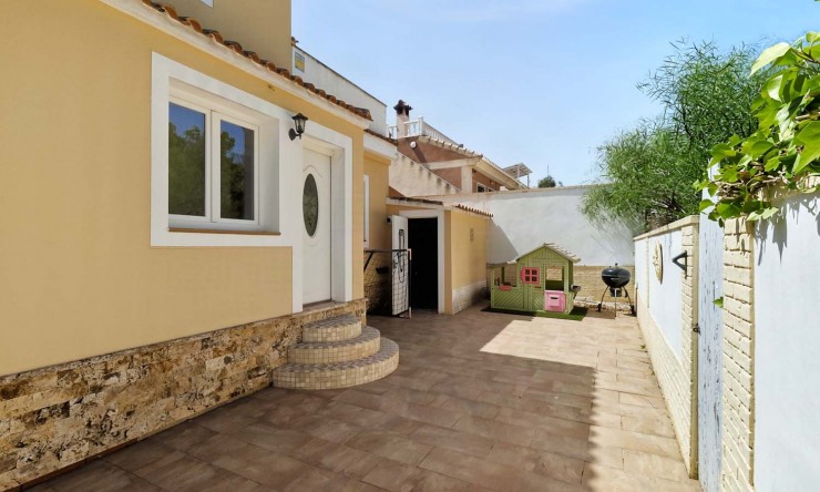 Wederverkoop - Vrijstaande Villa - Pinar de Campoverde - Pinar de Campoverde - Dorp
