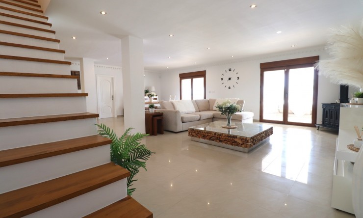 Videresalg - Frittliggende Villa - Algorfa - Lomas de La Juliana