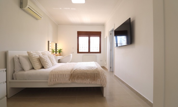 Videresalg - Frittliggende Villa - Algorfa - Lomas de La Juliana