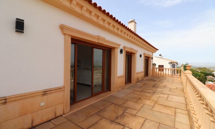 Videresalg - Frittliggende Villa - Algorfa - Lomas de La Juliana