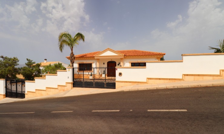 Videresalg - Frittliggende Villa - Algorfa - Lomas de La Juliana