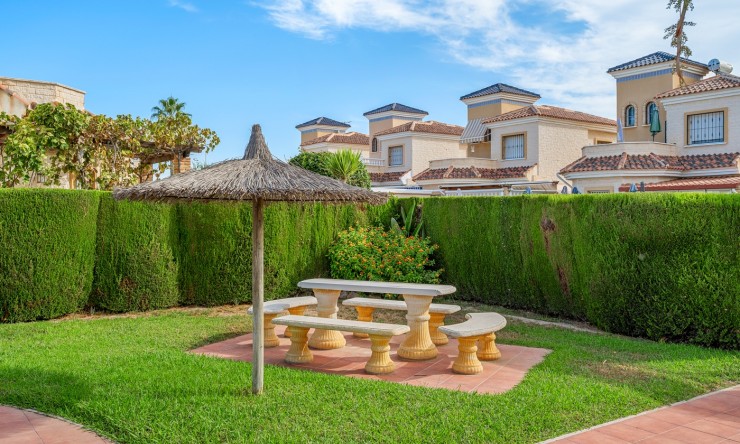 Videresalg - Frittliggende Villa - Guardamar del Segura - El Raso