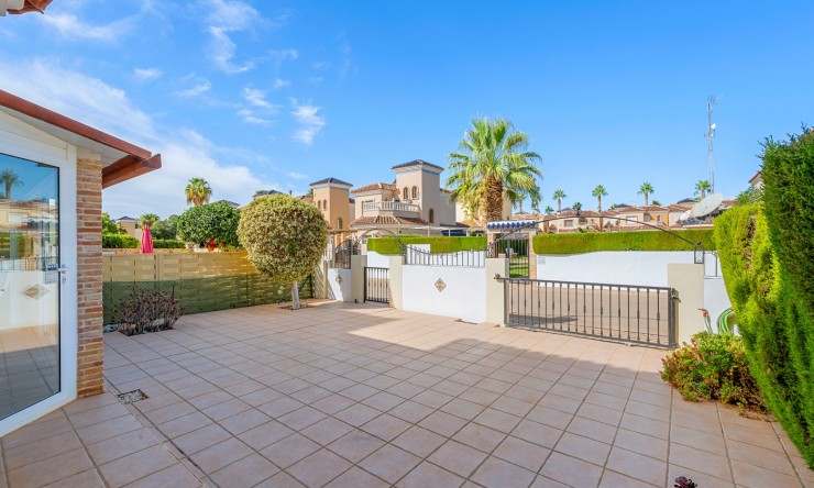 Videresalg - Frittliggende Villa - Guardamar del Segura - El Raso