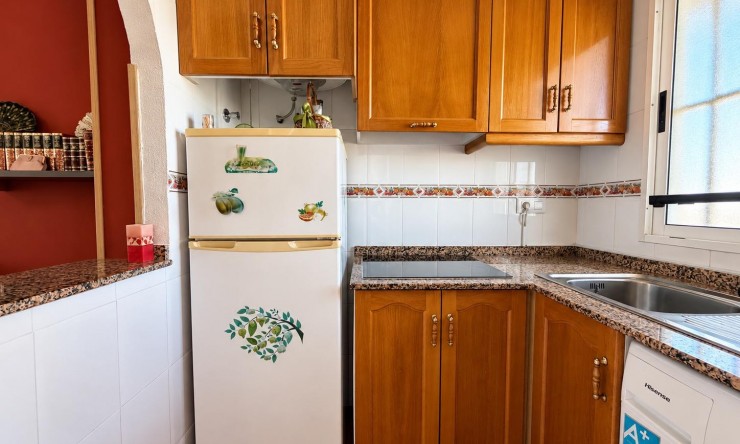 Reventa - Apartamento - Torrevieja - Aguas Nuevas