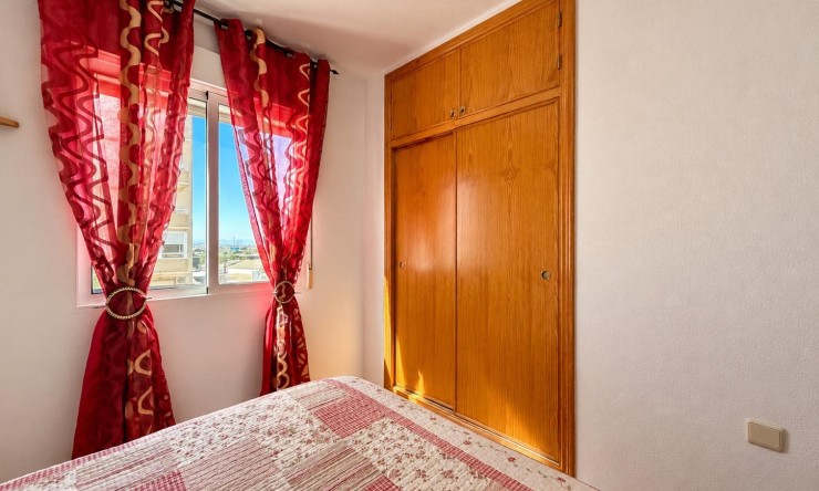 Reventa - Apartamento - Torrevieja - Aguas Nuevas