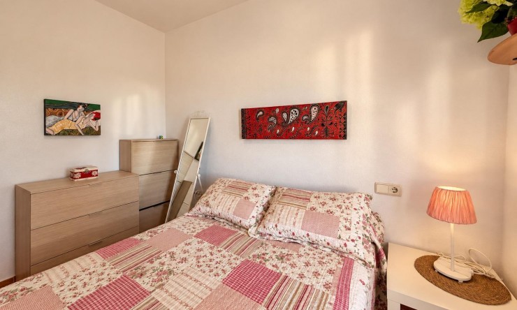 Reventa - Apartamento - Torrevieja - Aguas Nuevas