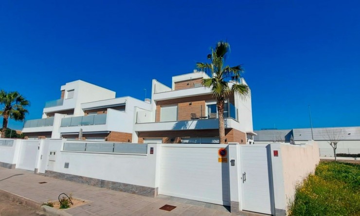 Reventa - Chalet - Pilar de La Horadada - Pilar de La Horadada - Pueblo