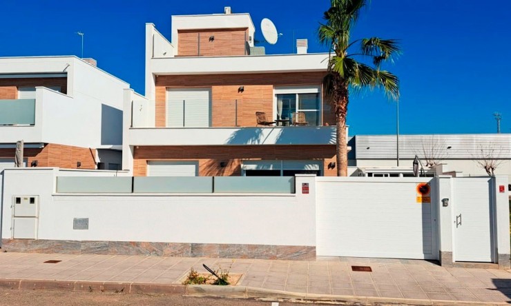 Reventa - Chalet - Pilar de La Horadada - Pilar de La Horadada - Pueblo