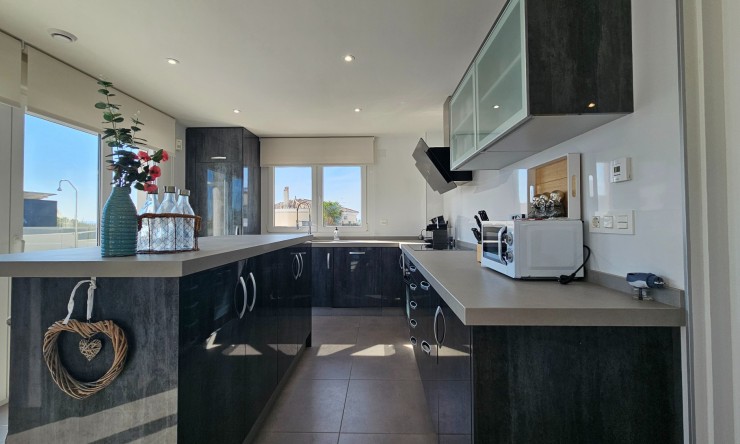 Wederverkoop - Vrijstaande Villa - La Marina - La Marina - Verstedelijking