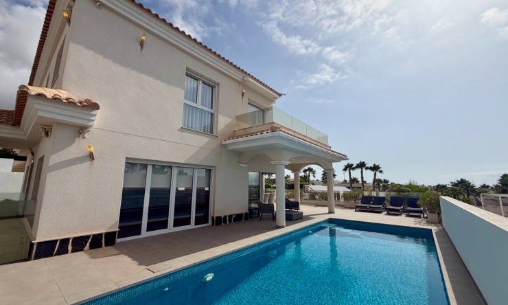 Wederverkoop - Vrijstaande Villa - La Marina - La Marina - Verstedelijking