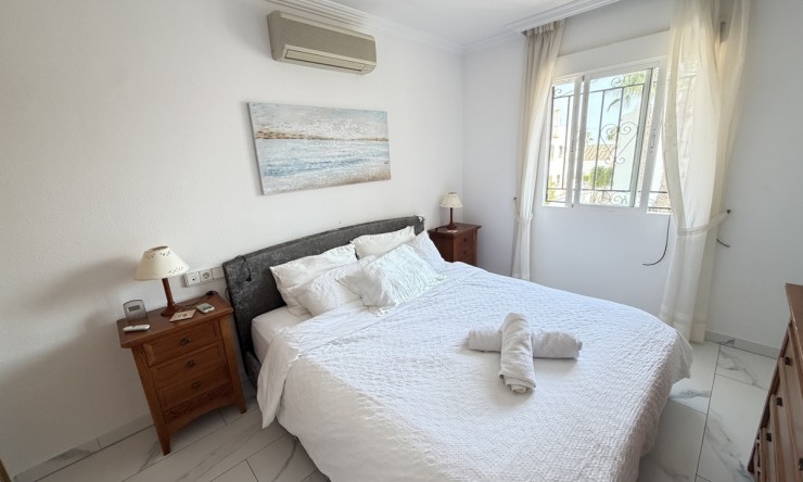 Videresalg - Frittliggende Villa - Orihuela Costa - Villamartin