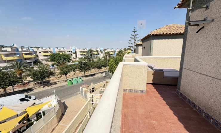 Videresalg - Frittliggende Villa - Orihuela Costa - Villamartin
