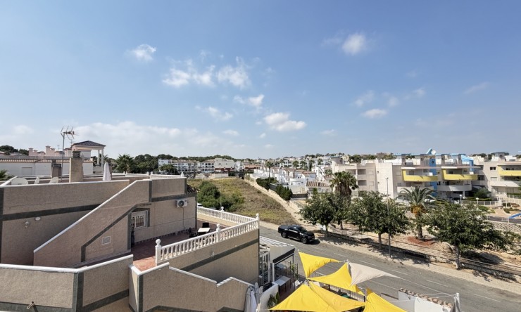Videresalg - Frittliggende Villa - Orihuela Costa - Villamartin