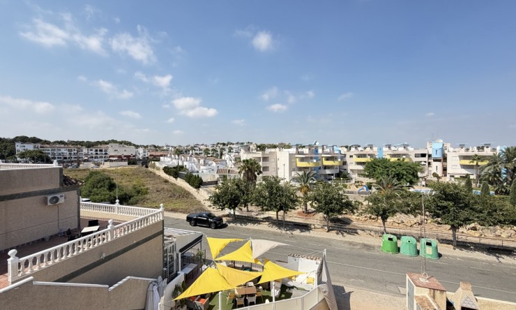 Videresalg - Frittliggende Villa - Orihuela Costa - Villamartin