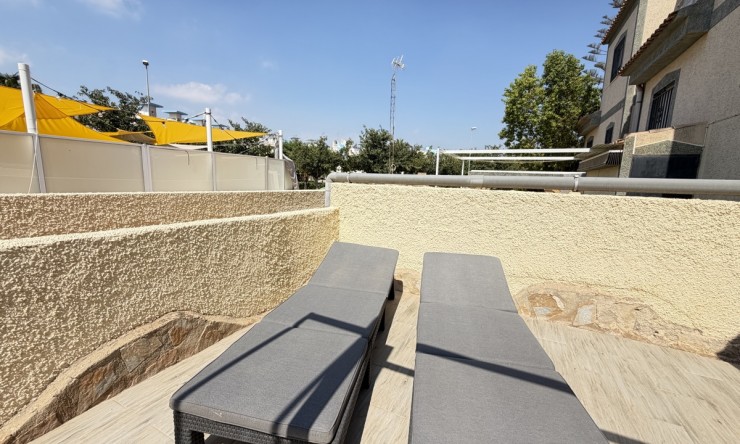 Videresalg - Frittliggende Villa - Orihuela Costa - Villamartin