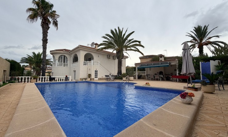 Wederverkoop - Vrijstaande Villa - Ciudad Quesada - Ciudad Quesada - Stad