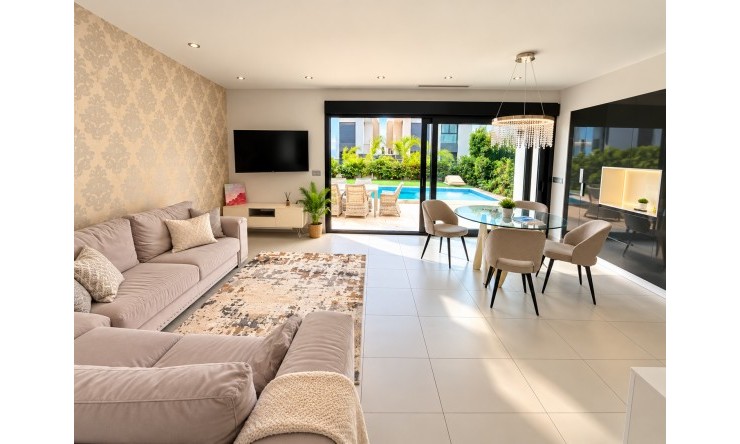 Wederverkoop - Vrijstaande Villa - Ciudad Quesada - Doña Pepa