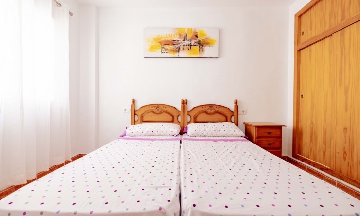 Re-Sale - Apartment - Torrevieja - Playa Los Locos