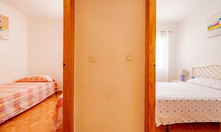 Re-Sale - Apartment - Torrevieja - Playa Los Locos
