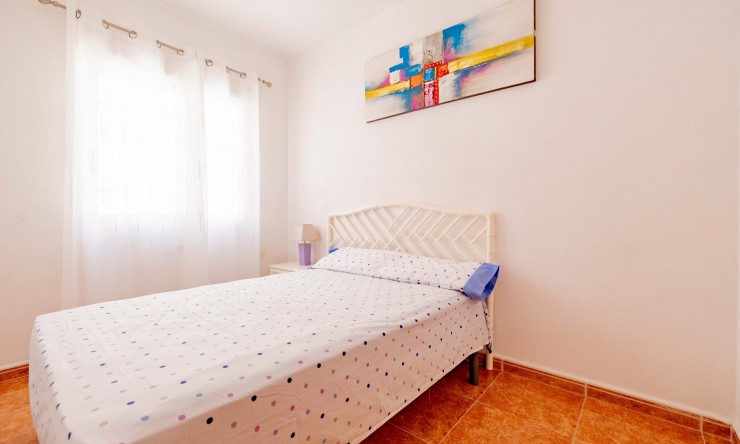 Re-Sale - Apartment - Torrevieja - Playa Los Locos