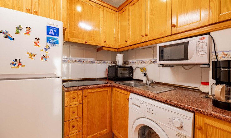 Re-Sale - Apartment - Torrevieja - Playa Los Locos