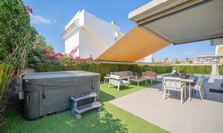 Re-Sale - Detached Villa - Ciudad Quesada - La Laguna